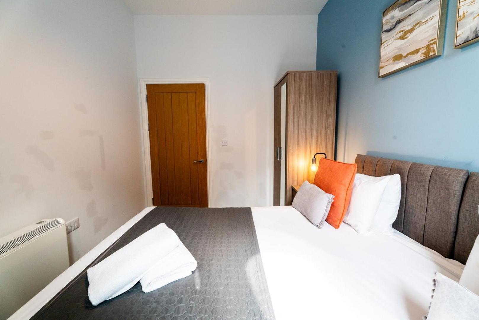 Free Parking | Smart Tv | 4 Guests Διαμέρισμα Σουόνσι Δωμάτιο φωτογραφία